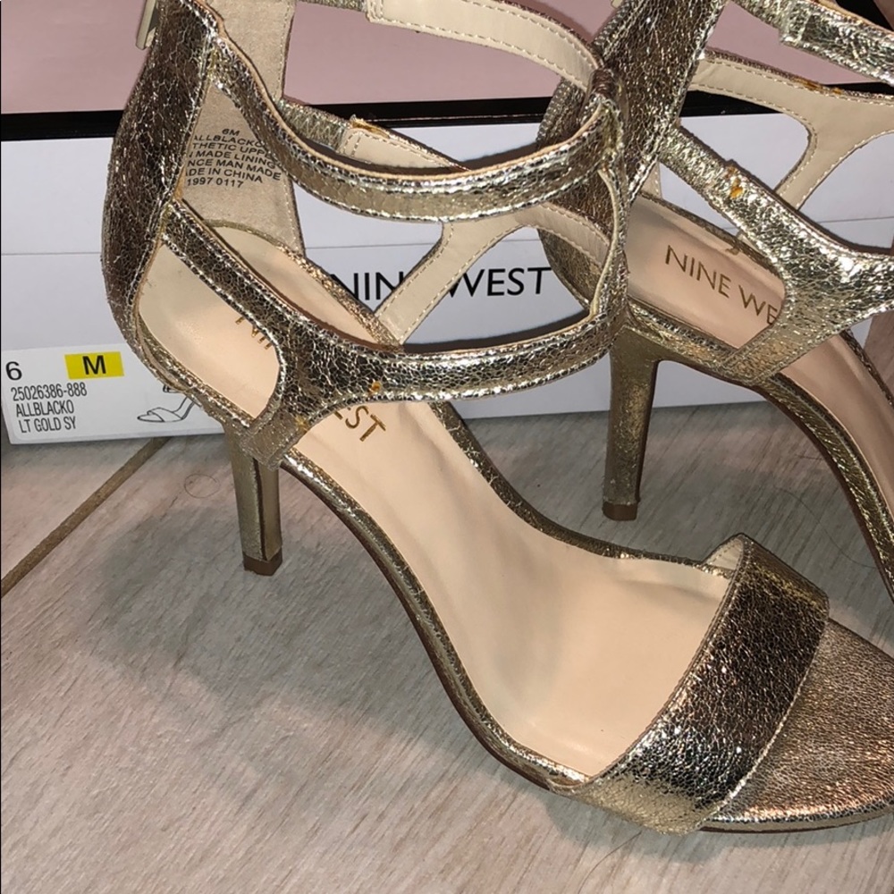 Nine West woman’s heels - Picture 4 of 8